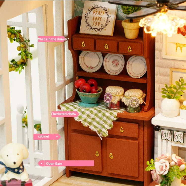 Mini domek dla kotka z meblami na prezent