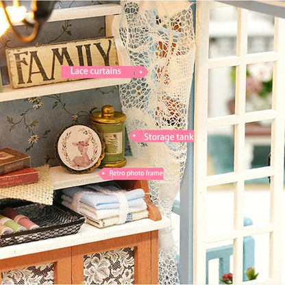 Mini domek dla kotka z meblami na prezent